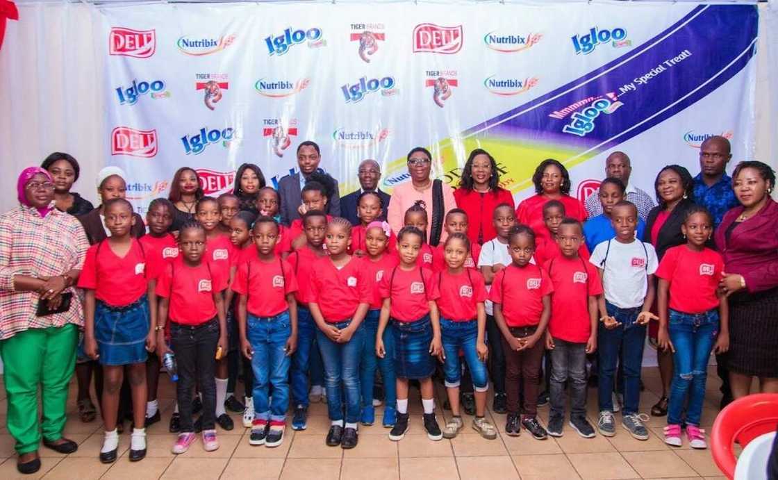 Deli Biscuit sponsors primary school pupils to an excursion at MMA2 as part of their ‘Deli Delight Promo’ grand finale event Deli Biscuit sponsors primary school pupils to an excursion at MMA2 as part of their ‘Deli Delight Promo’ grand finale event