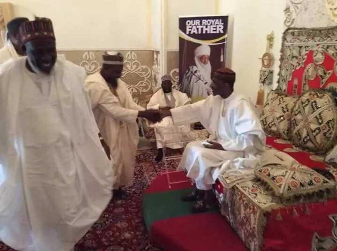 Sarkin Kano ya karɓi bakoncin kungiyar JIBWIS ta ƙasa a fadarsa Sarkin Kano ya karɓi bakoncin kungiyar JIBWIS ta ƙasa a fadarsa