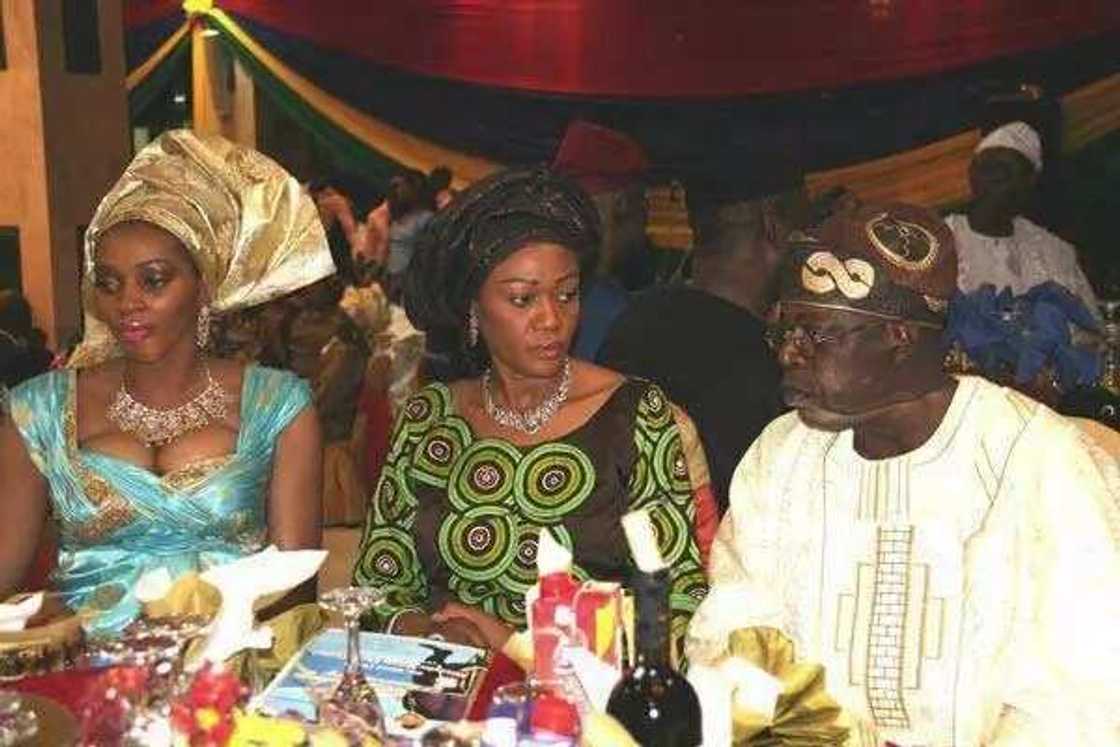 7 Nigerian politicians caught in awkward situations 7 Nigerian politicians caught in awkward situations
