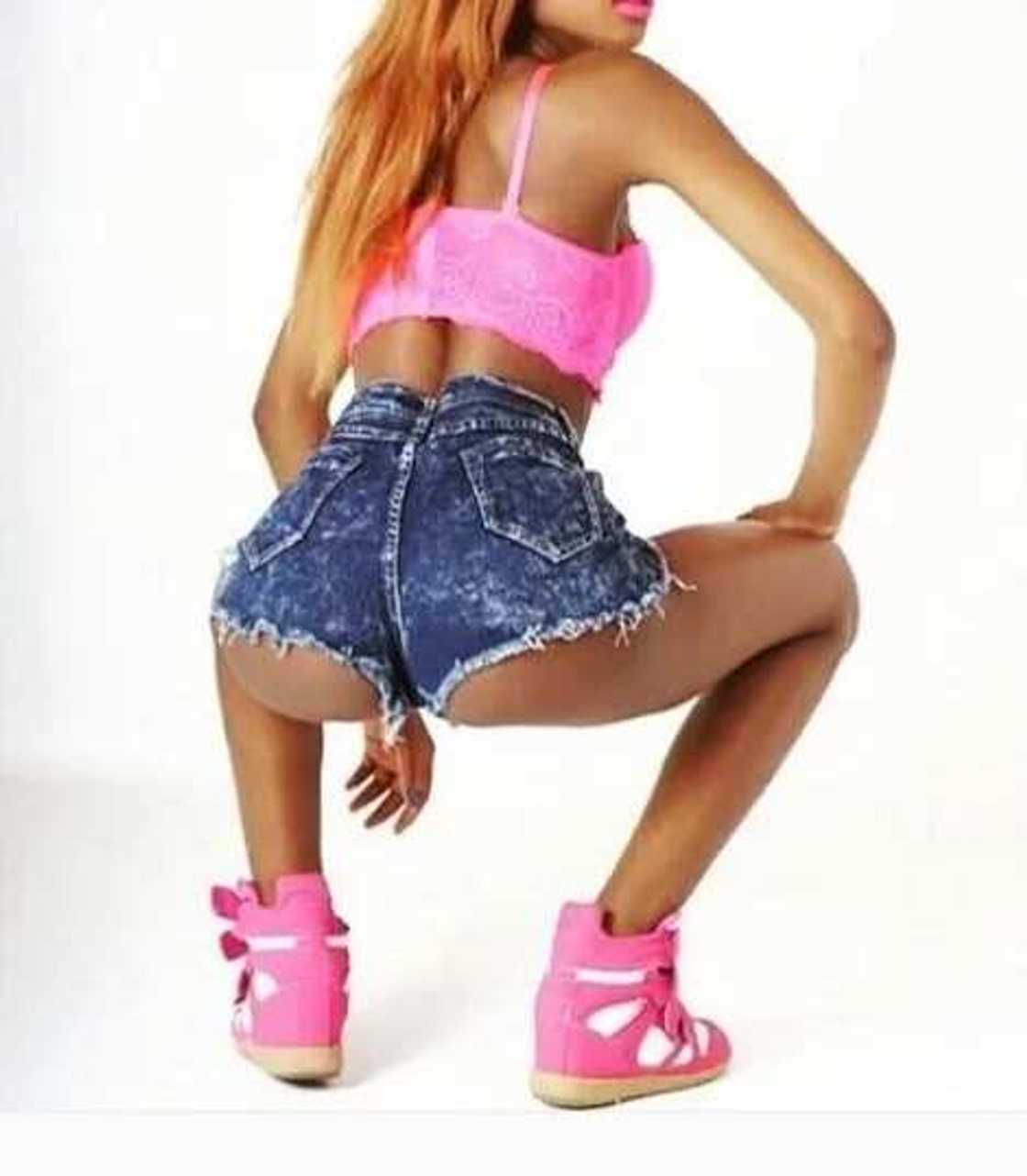 6 "demonic" things young people wear 6 "demonic" things young people wear