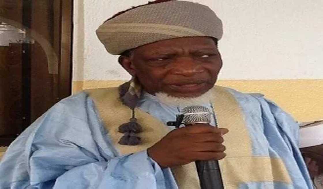 Kungiyar Izala ta caccaki dokar ƙayyade aure da Sarki Sunusi ke neman ƙirƙirowa Kungiyar Izala ta caccaki dokar ƙayyade aure da Sarki Sunusi ke neman ƙirƙirowa