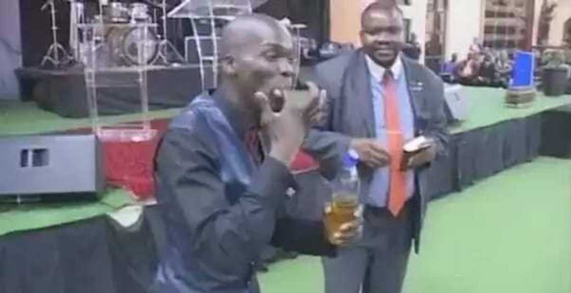 Endtime: 5 dangerous signs your pastor is a fake Endtime: 5 dangerous signs your pastor is a fake