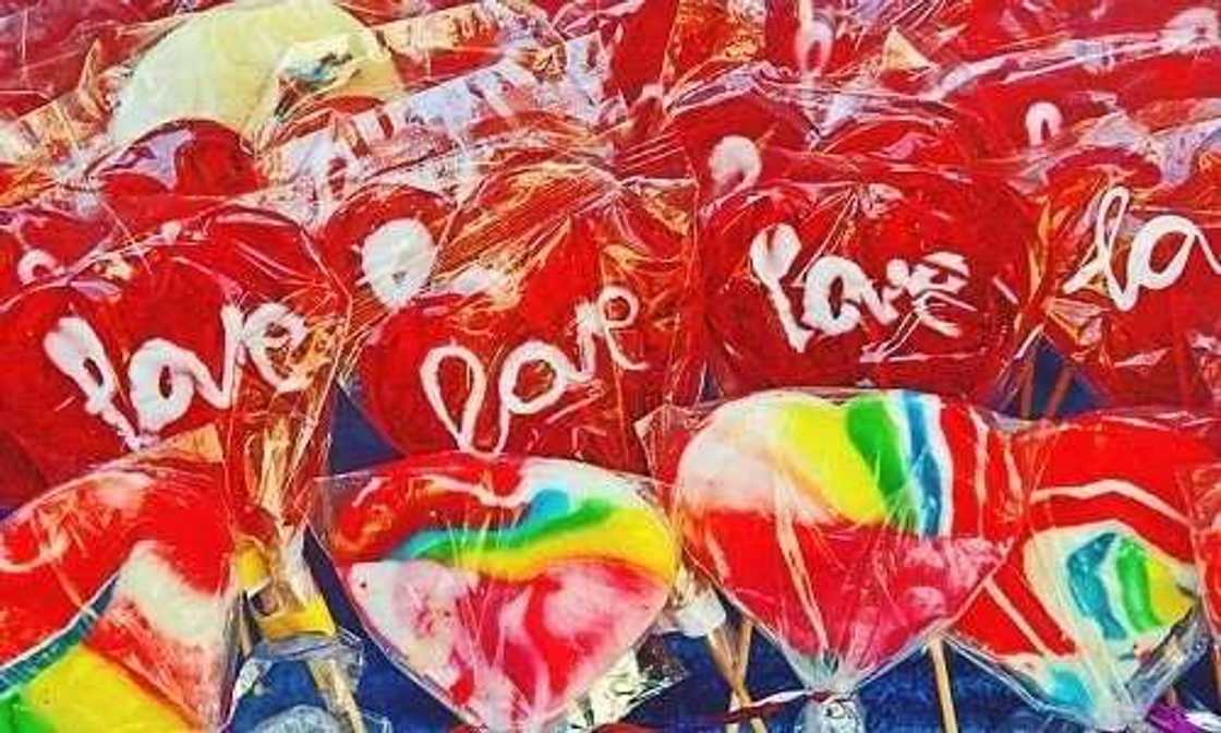 Meye matsayin bikin ranar masoya ta 'Valentine' a musulunci? (Karanta) Meye matsayin bikin ranar masoya ta 'Valentine' a musulunci? (Karanta)