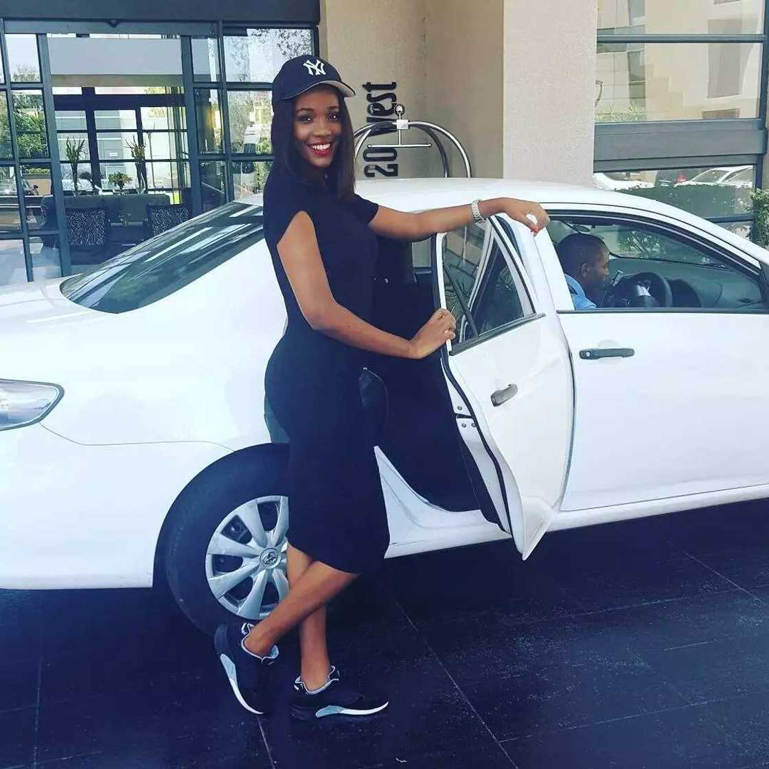 Meet Unoaku Anyadike, the most beautiful girl in Nigeria (photos) Meet Unoaku Anyadike, the most beautiful girl in Nigeria (photos)