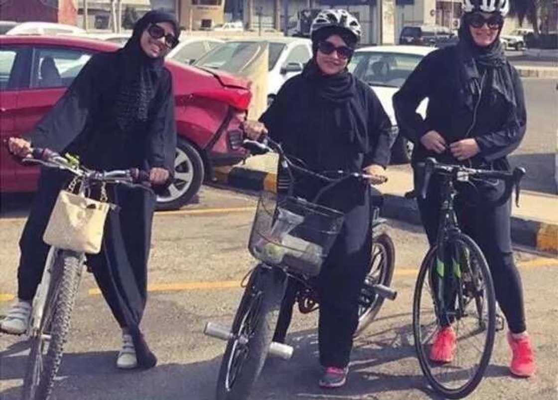 Sauyi: Mata sun gudanar da tseren kekuna a karon farko a kasar Saudiyya Sauyi: Mata sun gudanar da tseren kekuna a karon farko a kasar Saudiyya