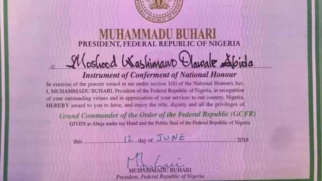 12 ga watan Yuni: Dubi yadda Buhari ya karrama Moshood Abiola 12 ga watan Yuni: Dubi yadda Buhari ya karrama Moshood Abiola