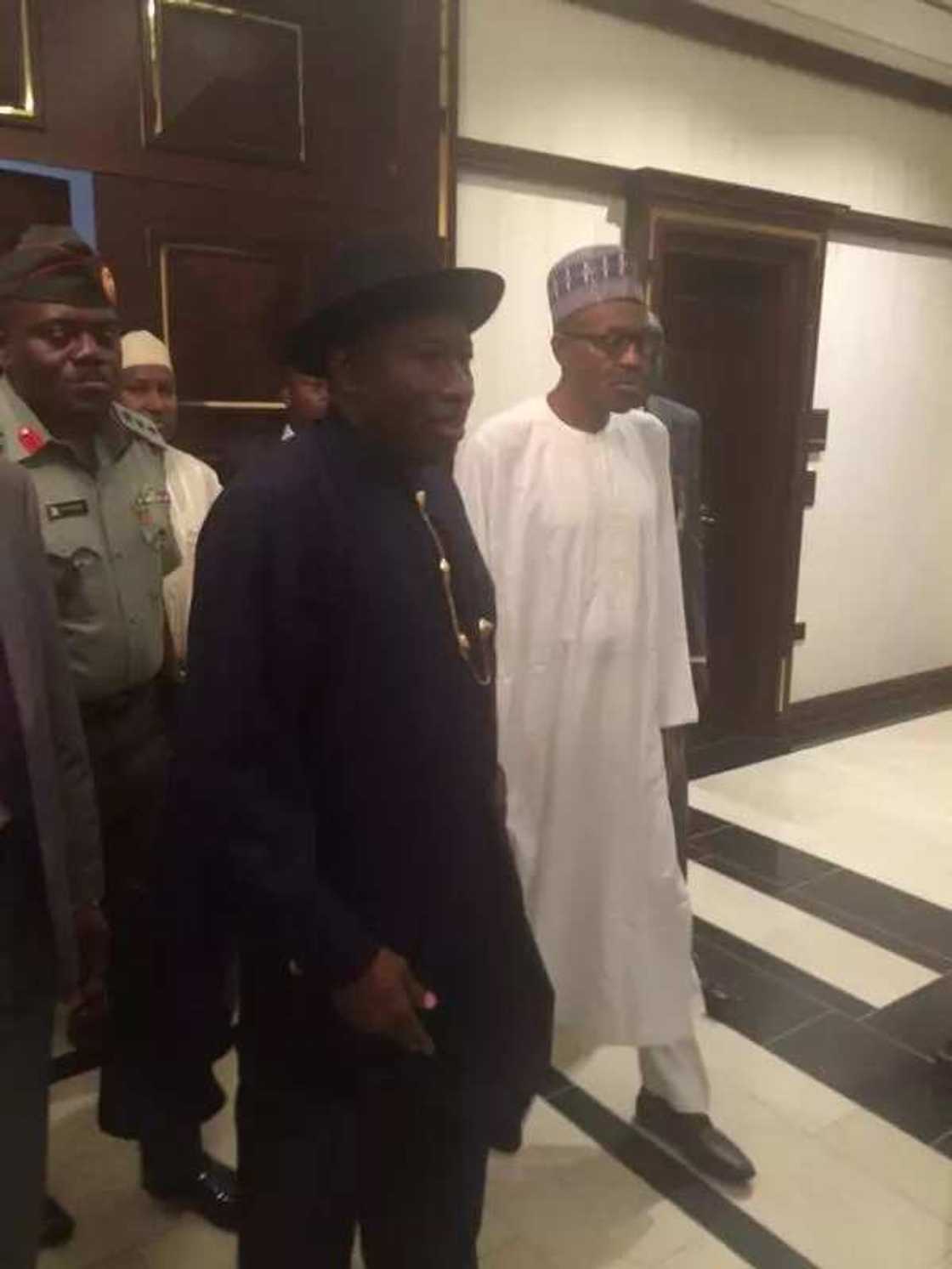 Buhari Arrives Presidential Villa