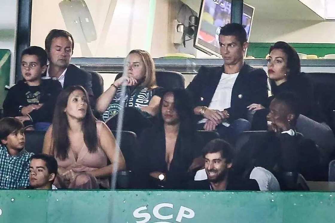 Cristiano Ronaldo returns to Sporting Lisbon, watches match with girlfriend Georgina (Photo: AFP) Cristiano Ronaldo returns to Sporting Lisbon, watches match with girlfriend Georgina (Photo: AFP)