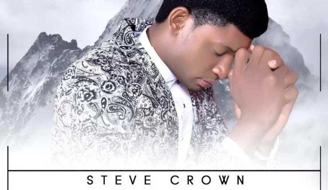 Steve Crown Steve Crown
