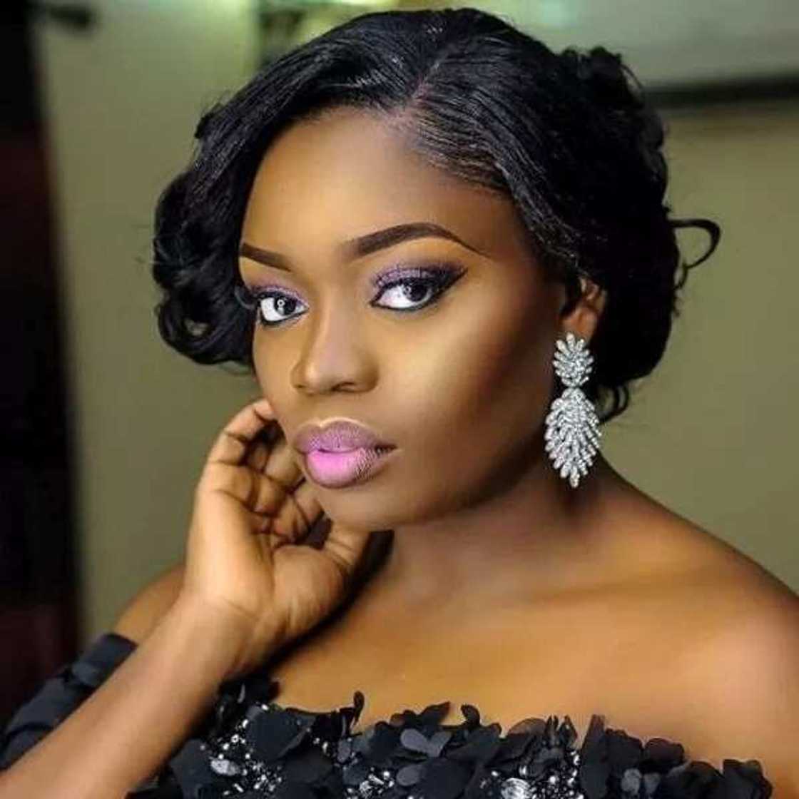 Bisola Aiyeola biography Bisola Aiyeola biography