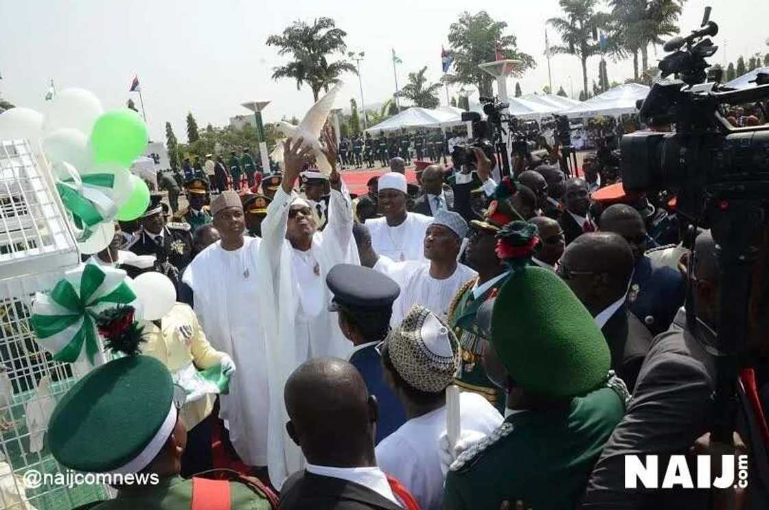 Armed Forces Remembrance: Buhari, Osinbajo, Lay Wreathe