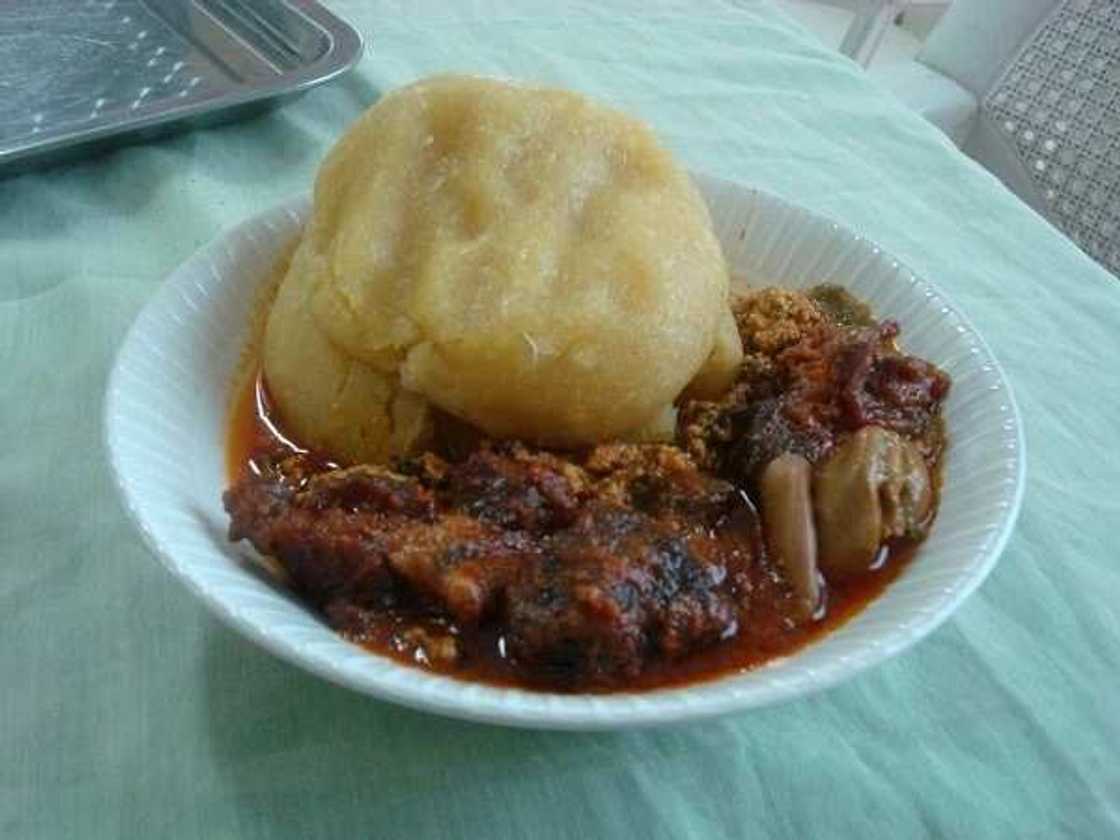 How many calories in a cup of garri How many calories in a cup of garri