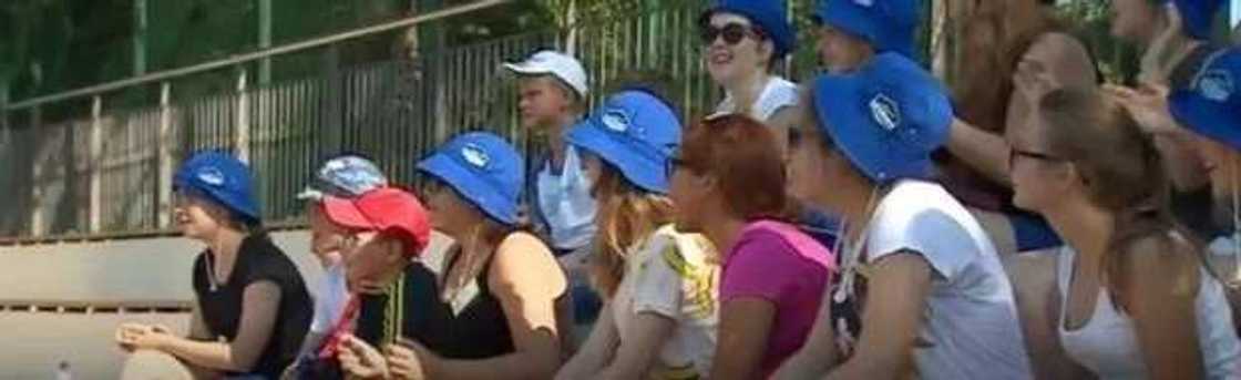 Iyalin Assad na yawon duniya yayin da ake gwabza yaki a kasarsu shekaru bakwai Iyalin Assad na yawon duniya yayin da ake gwabza yaki a kasarsu shekaru bakwai