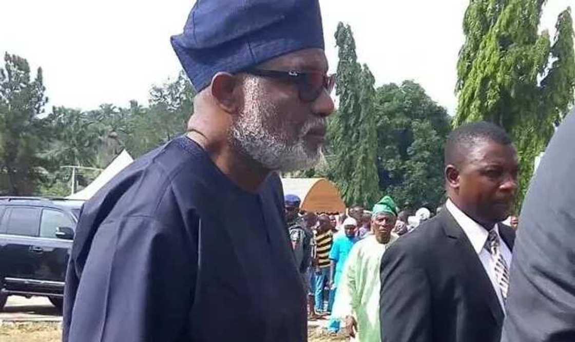 Akeredolu arriving the burial ceremony. Akeredolu arriving the burial ceremony.
