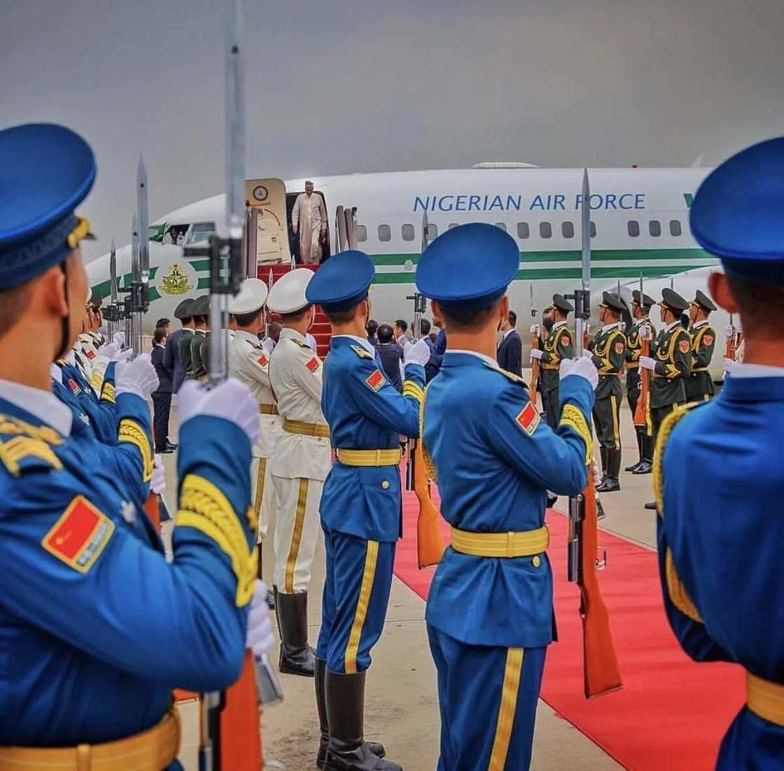 Shugaba Buhari ya isa 'Kasar Sin da safiyar yau ta Asabar Shugaba Buhari ya isa 'Kasar Sin da safiyar yau ta Asabar