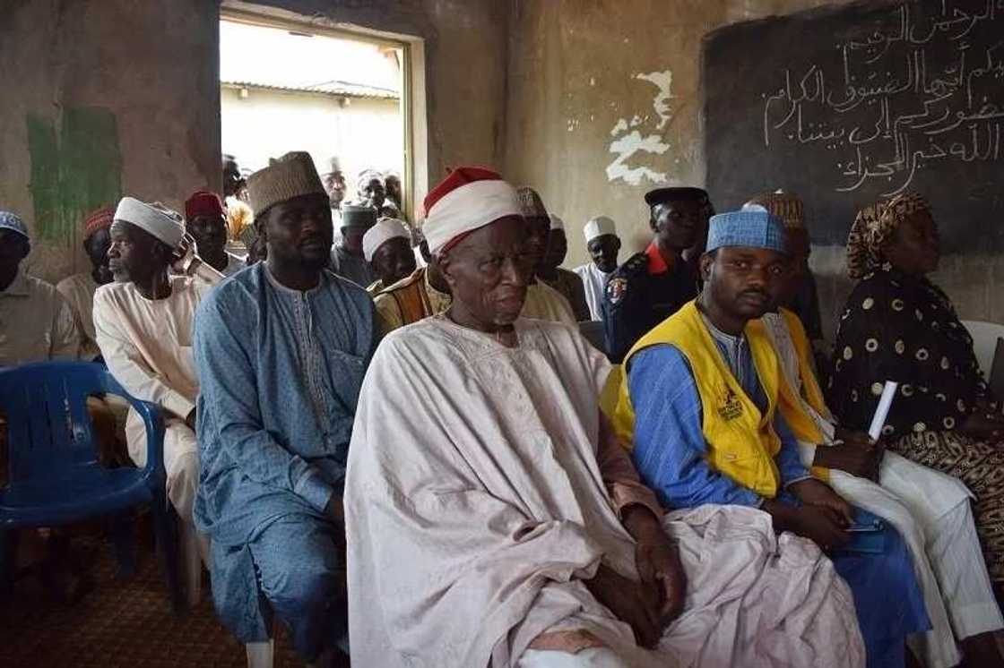 Gwamna El-Rufai ya amsa kiran mutanen Hayin Mallam Bello Gwamna El-Rufai ya amsa kiran mutanen Hayin Mallam Bello