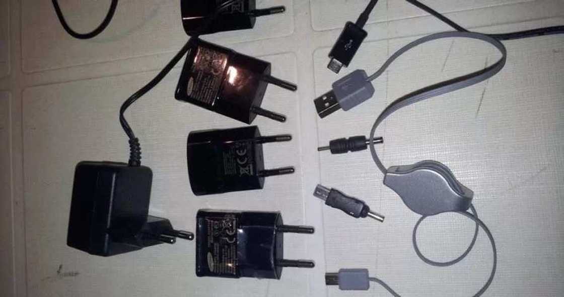 Yadda wani mai cajin Waya ke samun N180, 000 a kowane wata Yadda wani mai cajin Waya ke samun N180, 000 a kowane wata