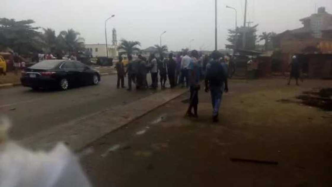 Hausa trader allegedly kills Yoruba driver over N30 in Lagos Hausa trader allegedly kills Yoruba driver over N30 in Lagos