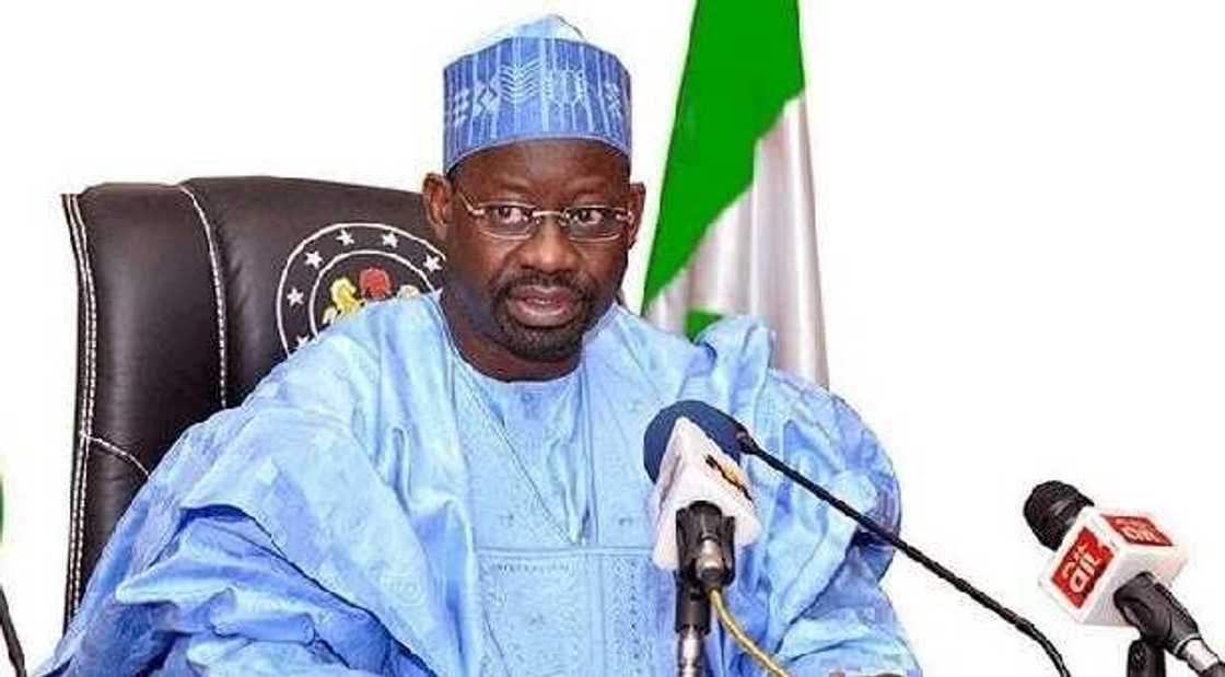 Gombe: Idan ba za ka iya ba toh ka sauka – Dankwambo ya caccaki Inuwa Yahaya Gombe: Idan ba za ka iya ba toh ka sauka – Dankwambo ya caccaki Inuwa Yahaya