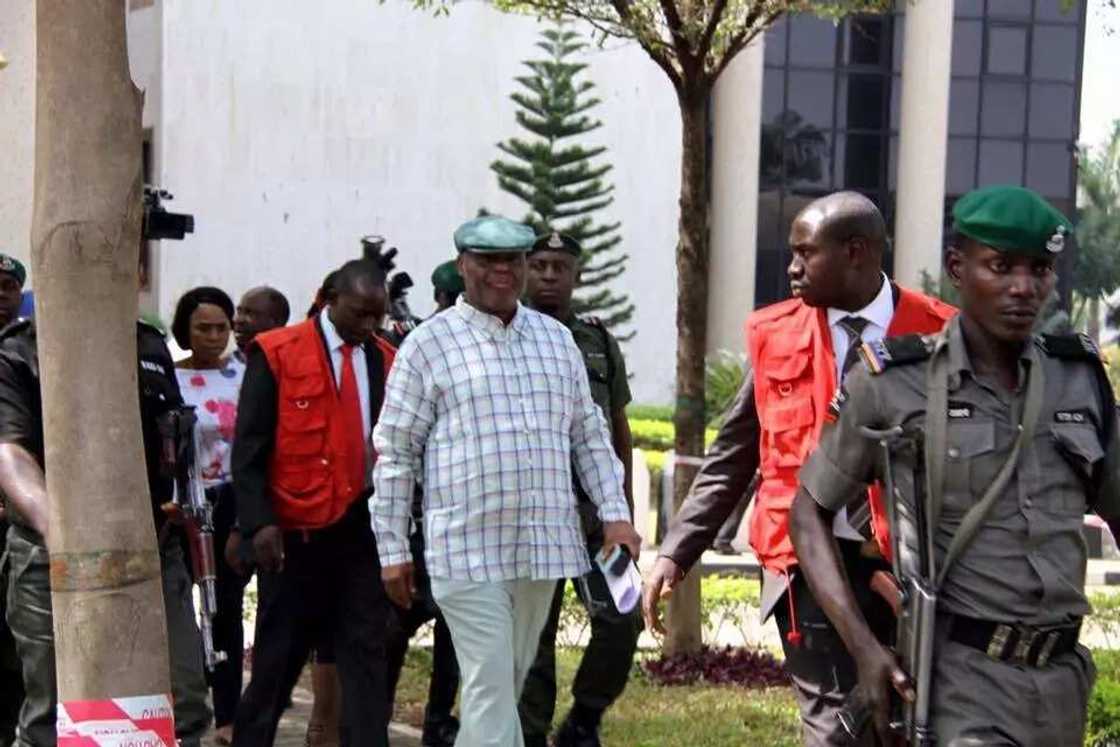 JUST IN: EFCC Finally Docks Raymond Dokpesi (PHOTOS) JUST IN: EFCC Finally Docks Raymond Dokpesi (PHOTOS)