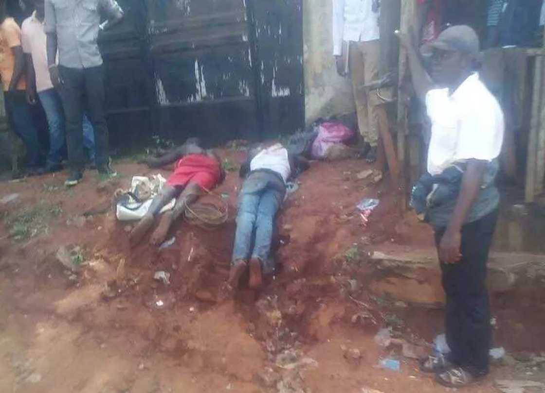 Jungle justice: Thieves beaten brutally in Lagos, Delta states Jungle justice: Thieves beaten brutally in Lagos, Delta states