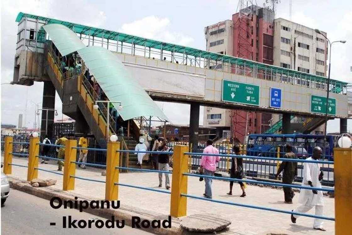 10 Reasons Why People Avoid Lagos Pedestrian Bridges 10 Reasons Why People Avoid Lagos Pedestrian Bridges