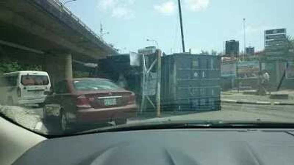 PHOTOS: Container Falls Off Truck In Lagos