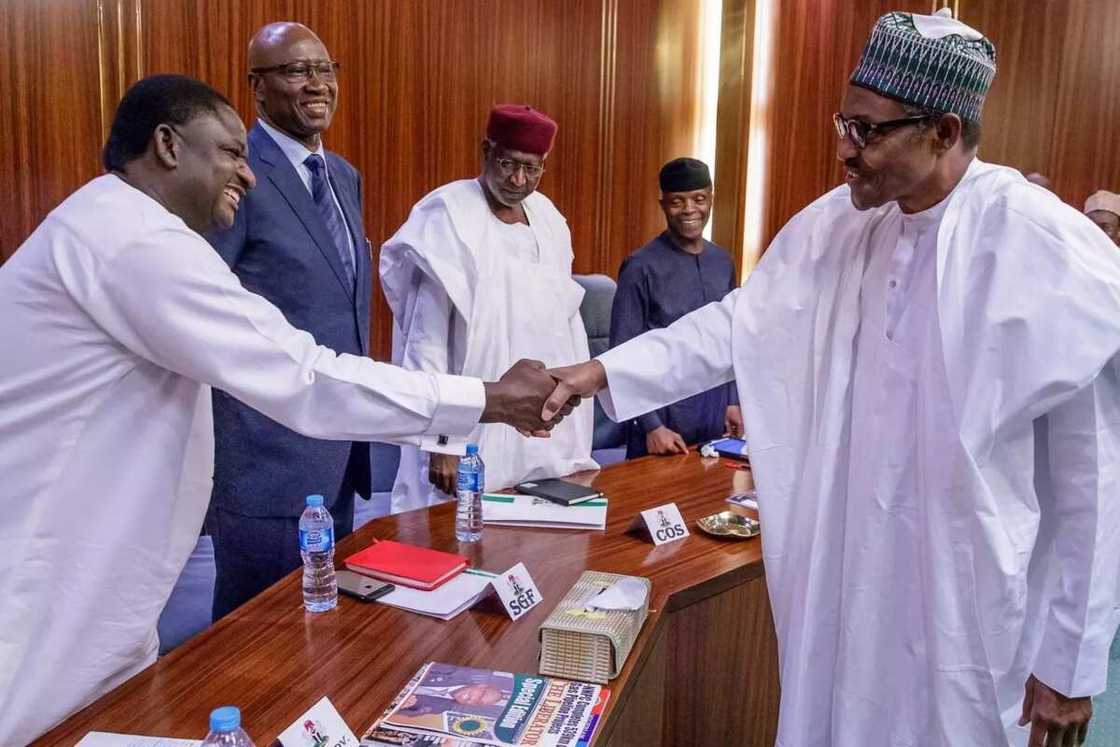 Femi Adesina: Maganar karin albashi mafi karanci zuwa N30,000 ba mai yiyuwa bane Femi Adesina: Maganar karin albashi mafi karanci zuwa N30,000 ba mai yiyuwa bane