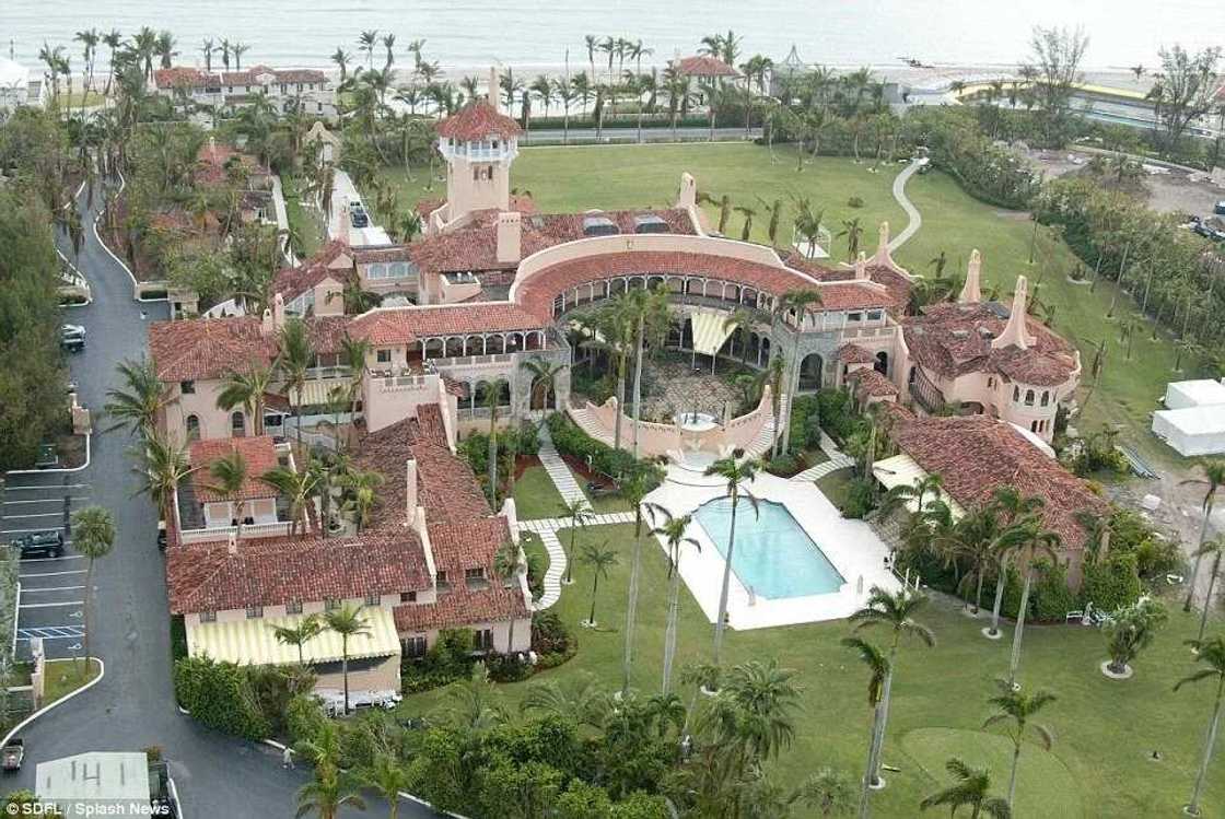 Inside Donald Trump's luxurious penthouse in New York Inside Donald Trump's luxurious penthouse in New York