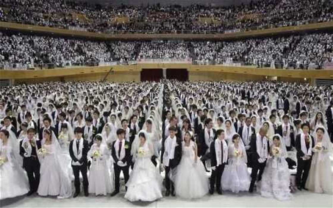 Top 10 dangerous religious cults in the world Top 10 dangerous religious cults in the world
