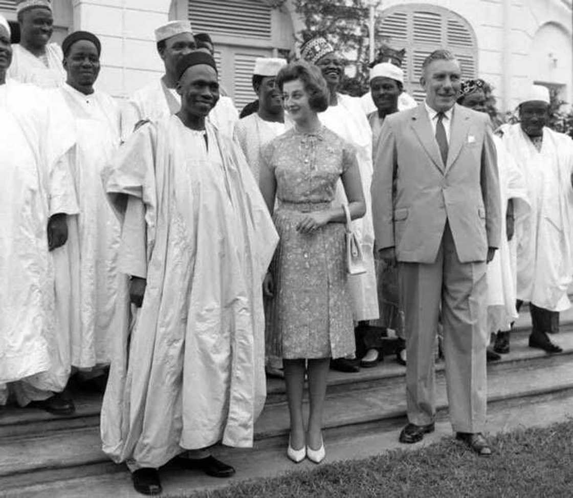 Tafawa Balewa and the queen Tafawa Balewa and the queen