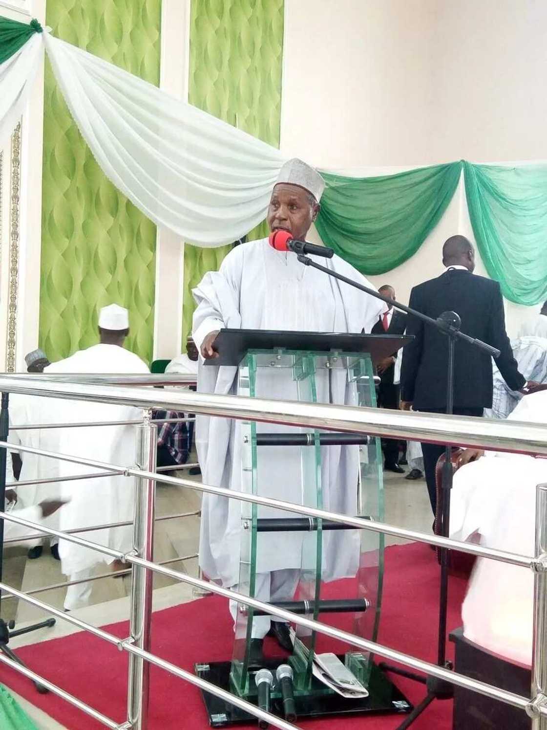Gwamnatin Katsina za ta dauka malaman makarantun firamare 5,000 Gwamnatin Katsina za ta dauka malaman makarantun firamare 5,000