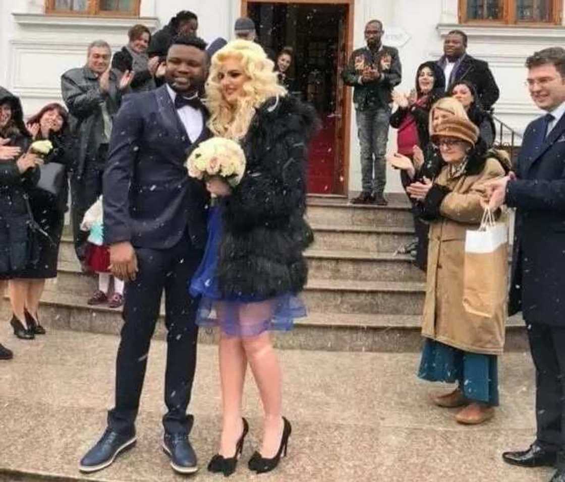 Nigerian big boy in Europe weds his white girlfriend (photos) Nigerian big boy in Europe weds his white girlfriend (photos)