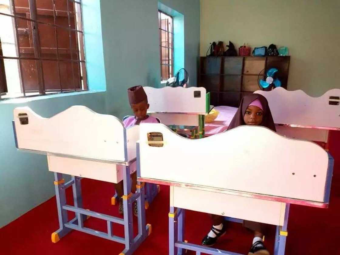 Sheikh Bala Lau ya gina katafariyar makaranta a Jimeta (hotuna) Sheikh Bala Lau ya gina katafariyar makaranta a Jimeta (hotuna)