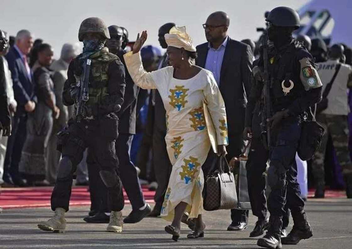 Photonews: See how President Barrow made his triumphant entry into Gambia (Photos)