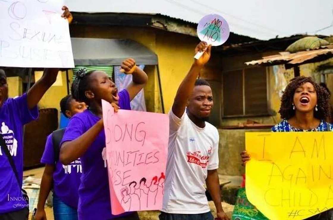 Meet 20-year-old girl who educates and protects children in Lagos (photos) Meet 20-year-old girl who educates and protects children in Lagos (photos)