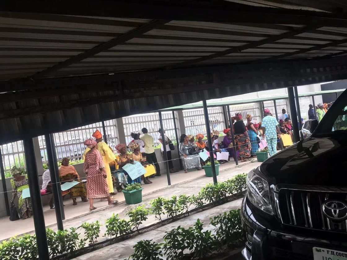 Court defreezes Patience Jonathan's account - Nigerians react Court defreezes Patience Jonathan's account - Nigerians react