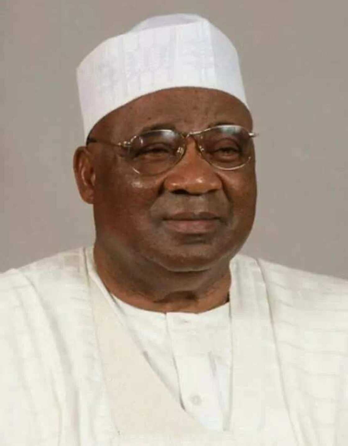 Kadan daga cikin gudummawar da Ahmadu Chanchangi ya bayar domin cigaban Musulunci da Al'umma Kadan daga cikin gudummawar da Ahmadu Chanchangi ya bayar domin cigaban Musulunci da Al'umma