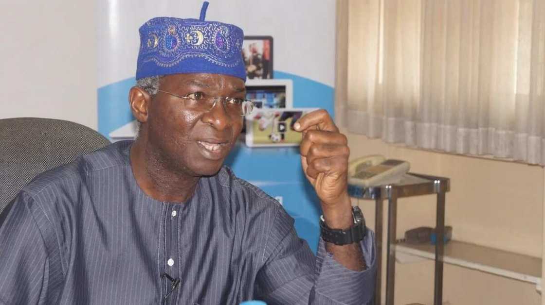 Fashola embarrassed by PHCN in APC secretariat