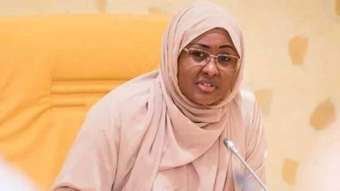 Aisha Buhari ta sha alwashin yaki don kare hakkin mata da yara, tare da basu ilimi Aisha Buhari ta sha alwashin yaki don kare hakkin mata da yara, tare da basu ilimi