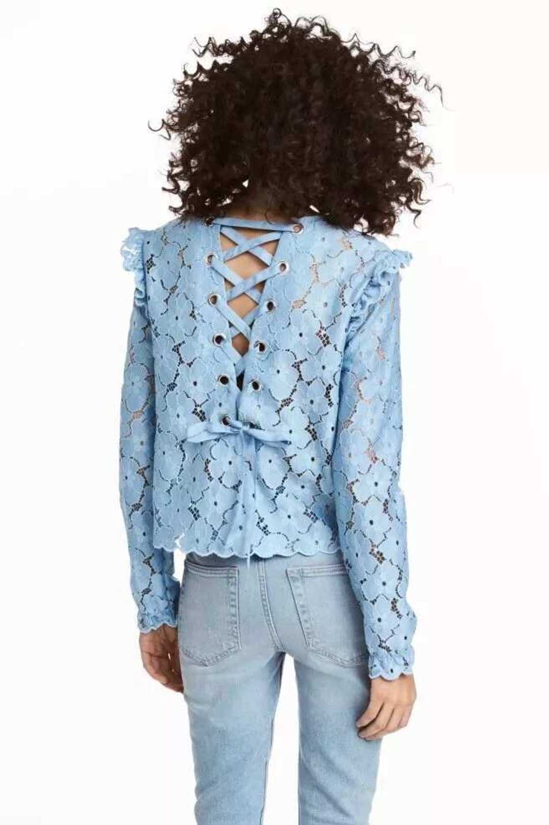 Modern Nigerian lace blouse style Modern Nigerian lace blouse style