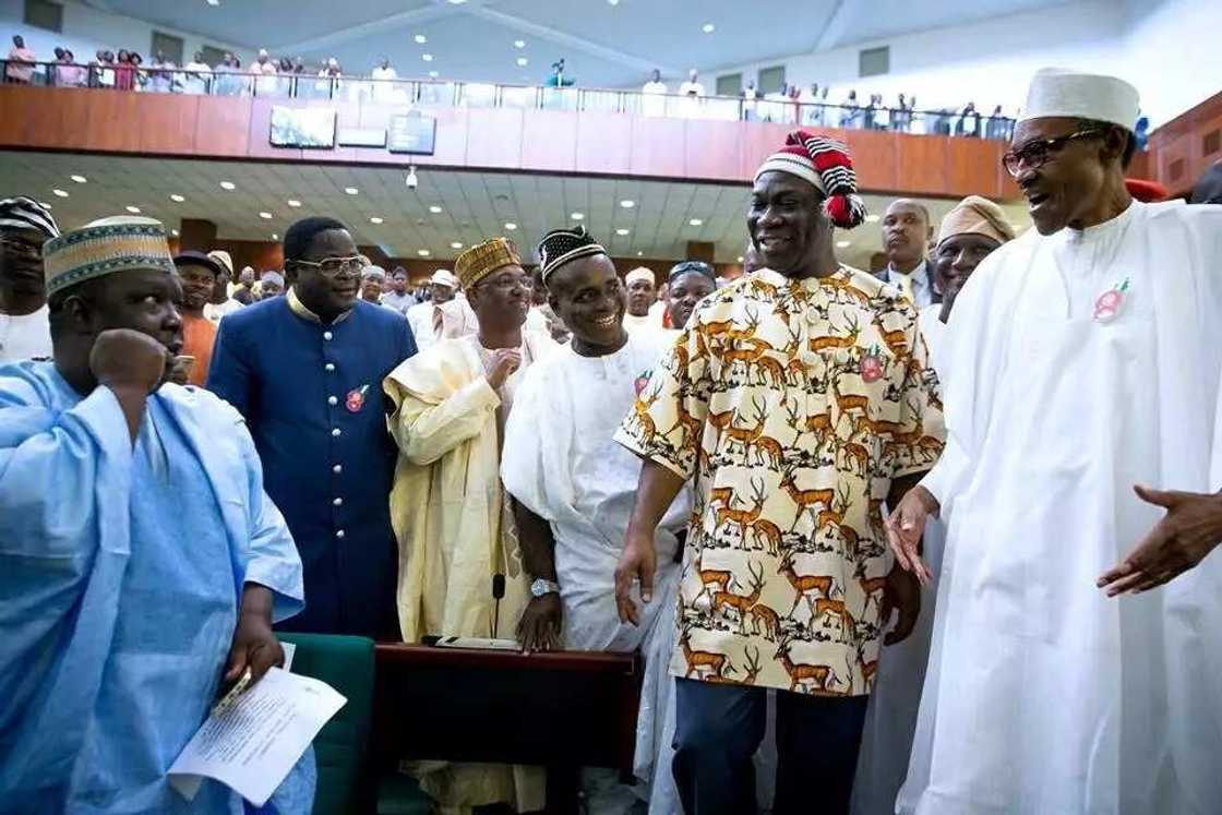 UPDATE: President Buhari presents N7.298trn 2017 budget (photos, video) UPDATE: President Buhari presents N7.298trn 2017 budget (photos, video)