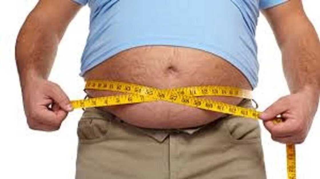 Sabon bincike: Kin cin abincin safe zai iya sanya kiba da kuma girman kugu Sabon bincike: Kin cin abincin safe zai iya sanya kiba da kuma girman kugu