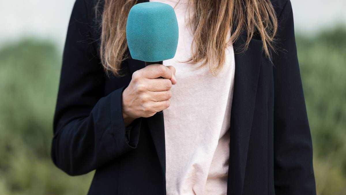 Solenn Riou : le parcours prometteur de la journaliste sportive - Legit.ng