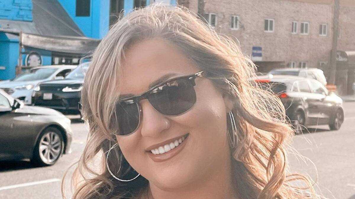 Kendall Rae’s biography: age, husband, baby, net worth, career - Legit.ng