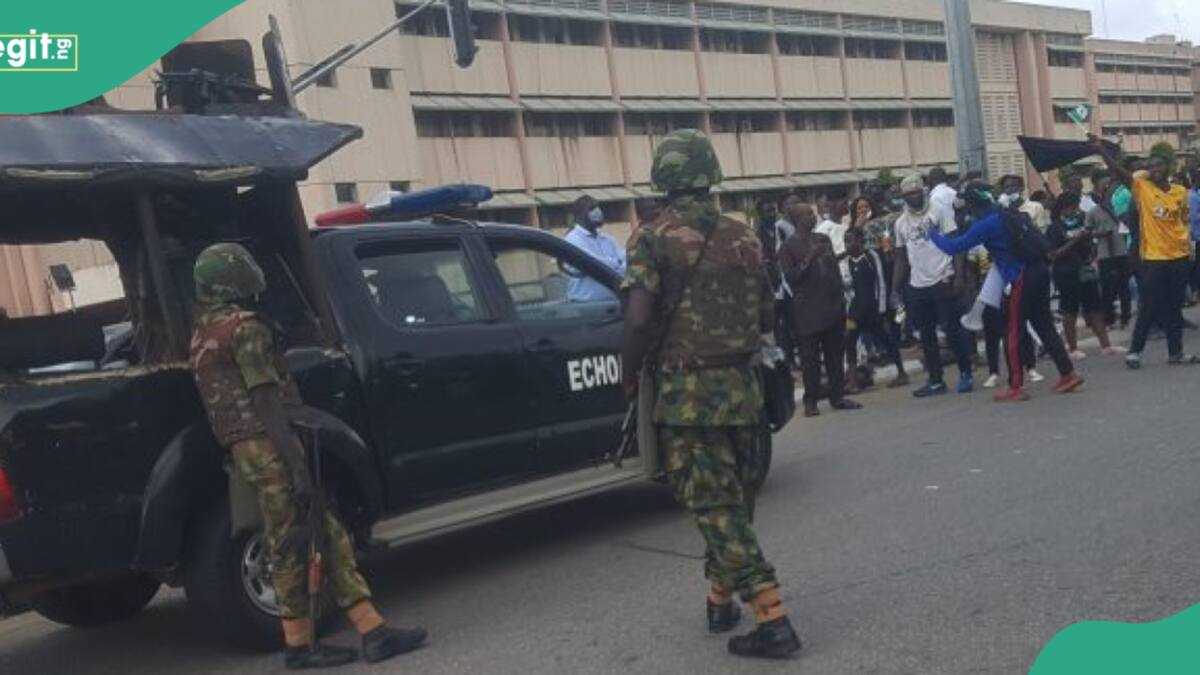 ‘Banex Plaza’: Soja Ya Shararawa Wata Mata Mari Har Ta Fada Doguwar ...