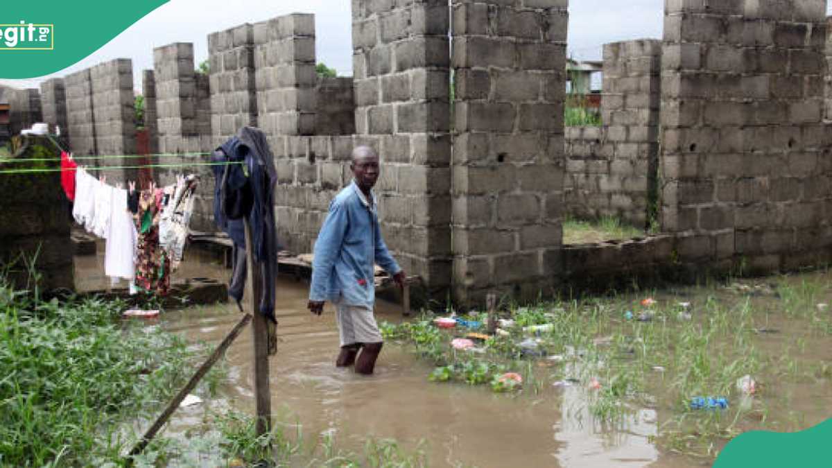 Heavy rainfall to cause flooding in 94 towns, FG warns