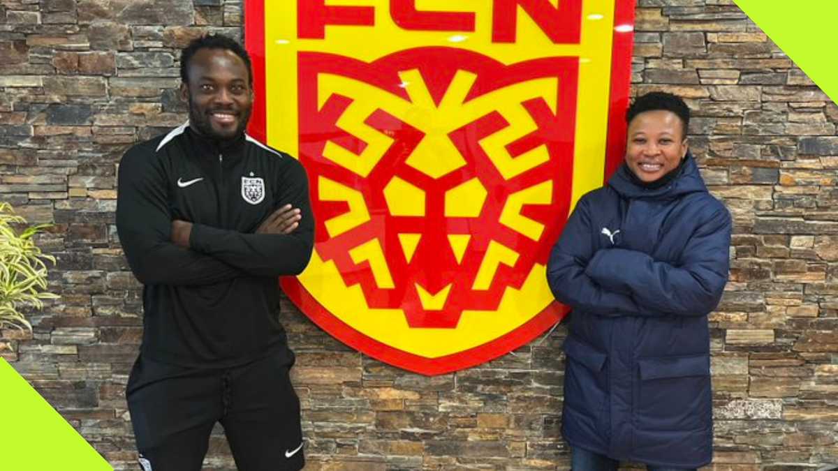 Ghanaian Black Queens legend Samira Suleiman meets Essien during coach training