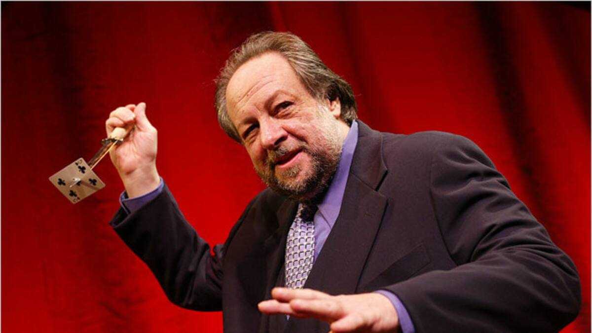 10 most famous magicians in the world you should know about - Legit.ng