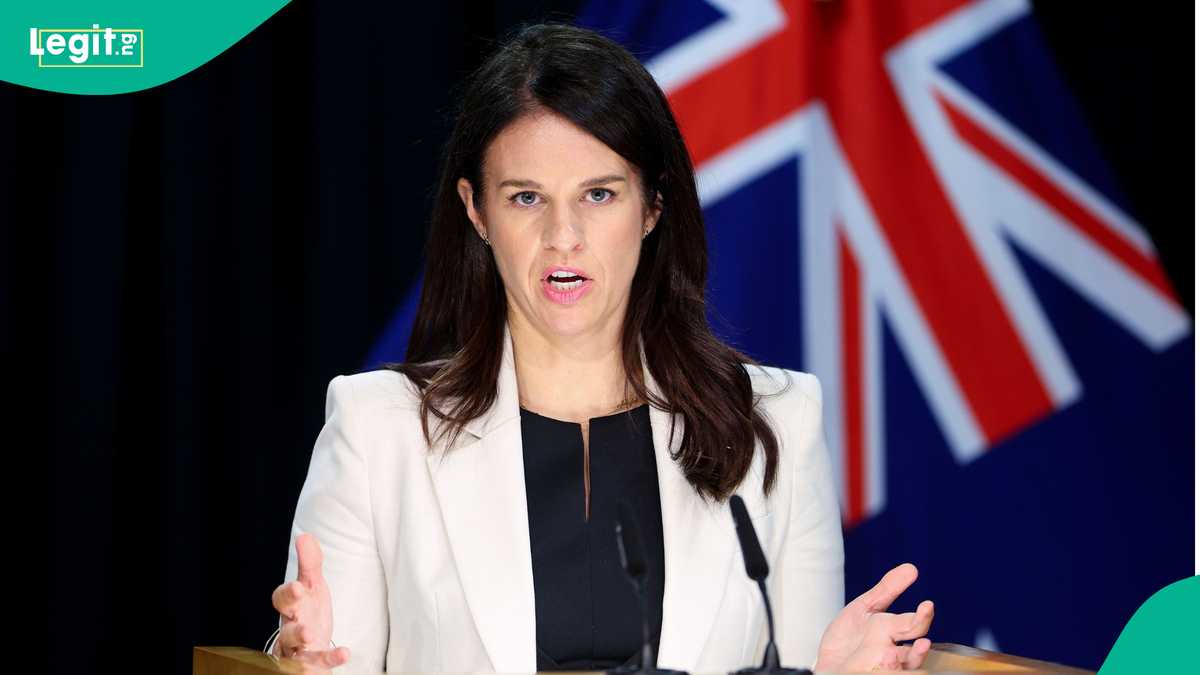 See conditions for foreigners seeking New Zealand Business Investor Work visa